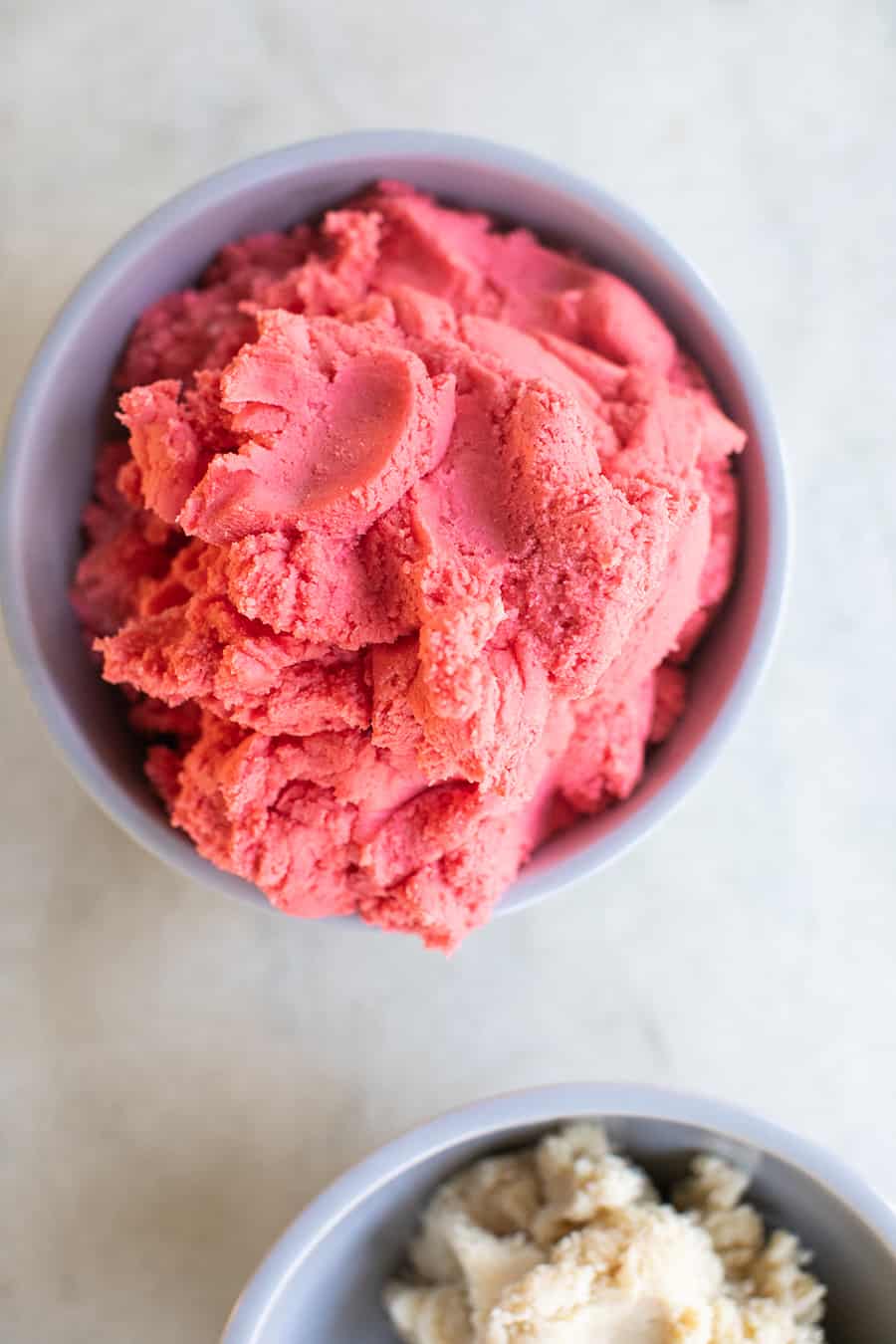Red butter dough to make cookies.