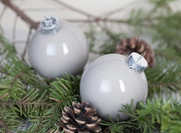 i really wanted gray ornaments this year for my tree so i decided to make my own its so easy and they look really charming plus you get to customize - How To Make My Own Christmas Decorations i really wanted gray ornaments this year for my tree so i decided to make my own its so easy and they look really charming plus you get to customize - How To Make My Own Christmas Decorations