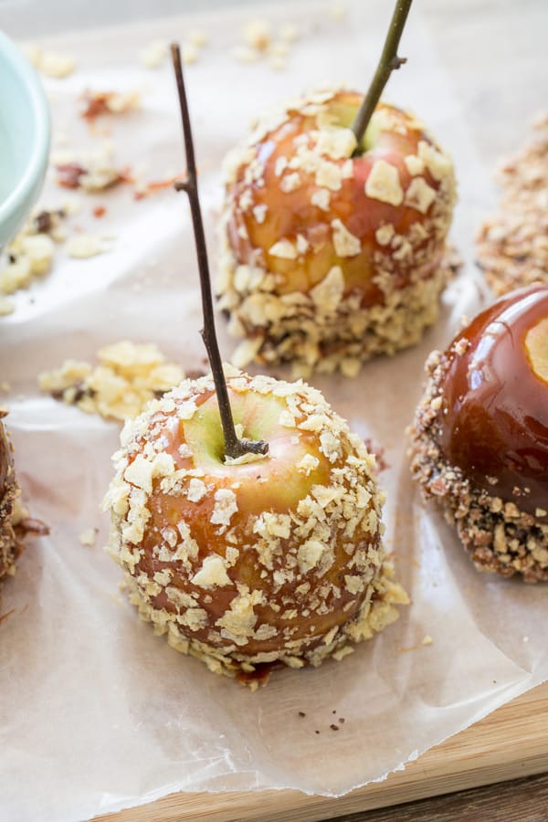 Caramel apples with crushed potato chips