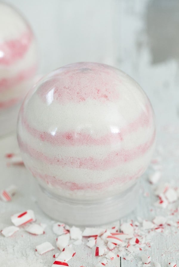 Candy cane sugar scrub in a globe - sugar scrub, sugar scrub recipe, essential oils, homemade sugar scrubs, peppermint essential oils, coconut oil, diy sugar scrub recipe, peppermint sugar scrub