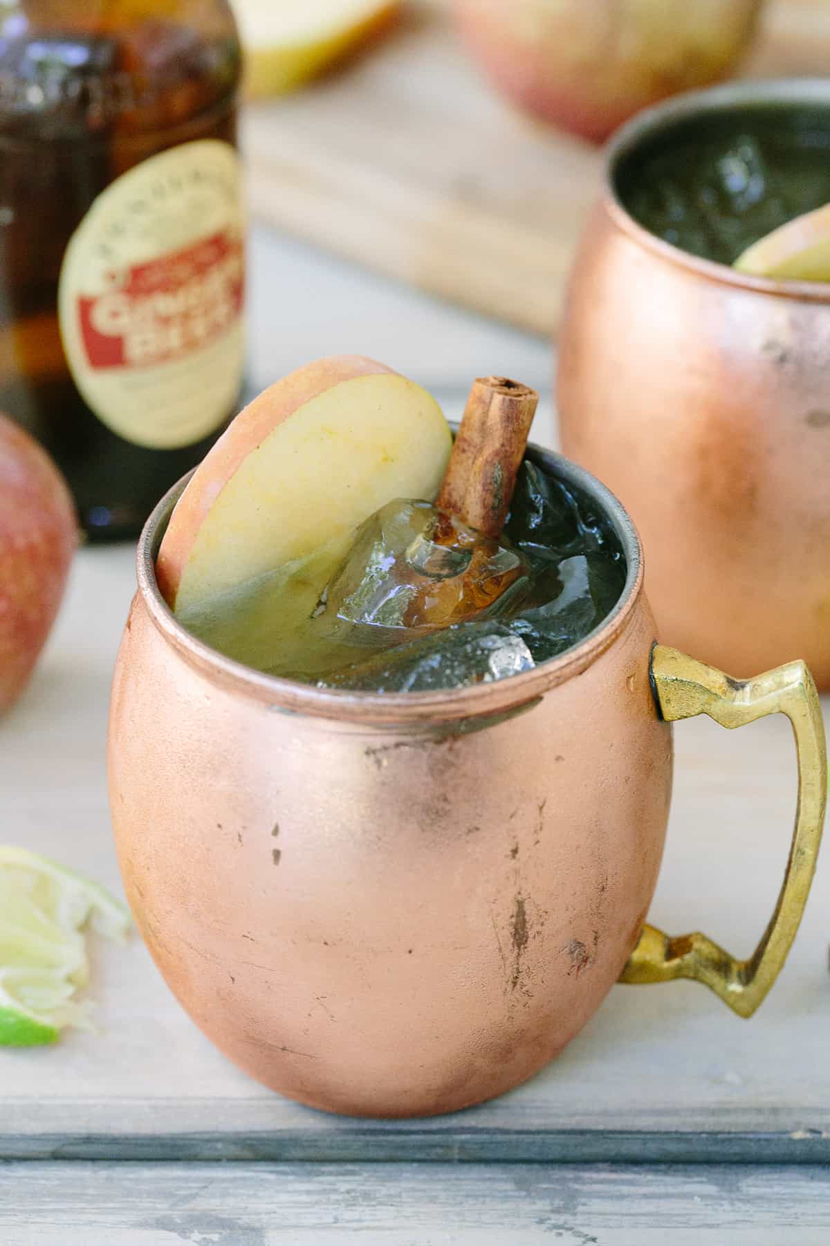 apple cider Moscow Mule recipe - ginger beer, apple cider mule, traditional moscow mule