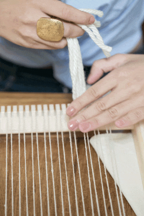 Loom Weaving Tutorial with Hello Chiqui - Sugar and Charm