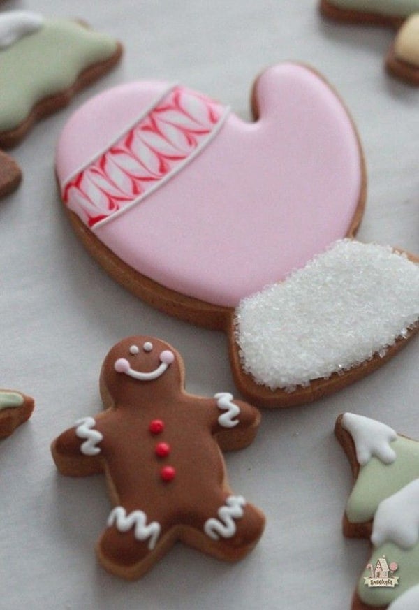 Gingerbread cutout cookies - cookie cutter, sanding sugar