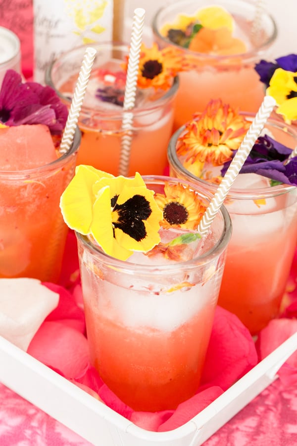 Floral cocktail with edible flowers 