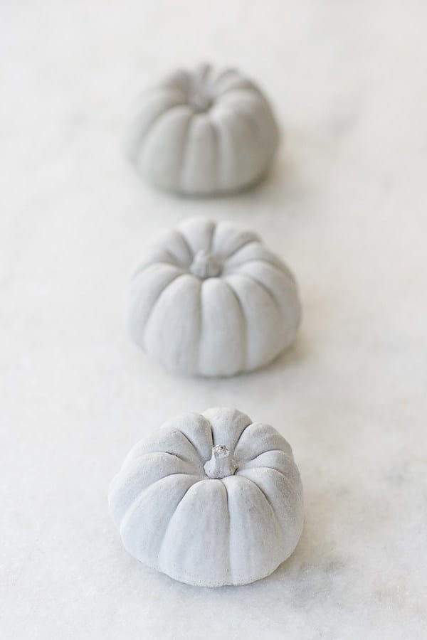 2 pumpkin decorations - pumpkin shape