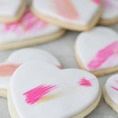 The best sugar cookies with an easy brushstroke design