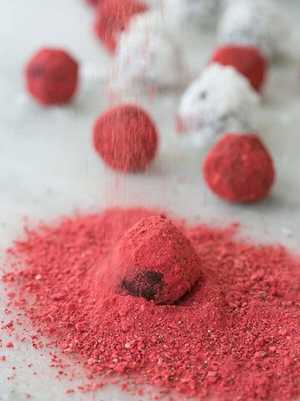 5 Ingredient Dark Chocolate Coconut Truffles