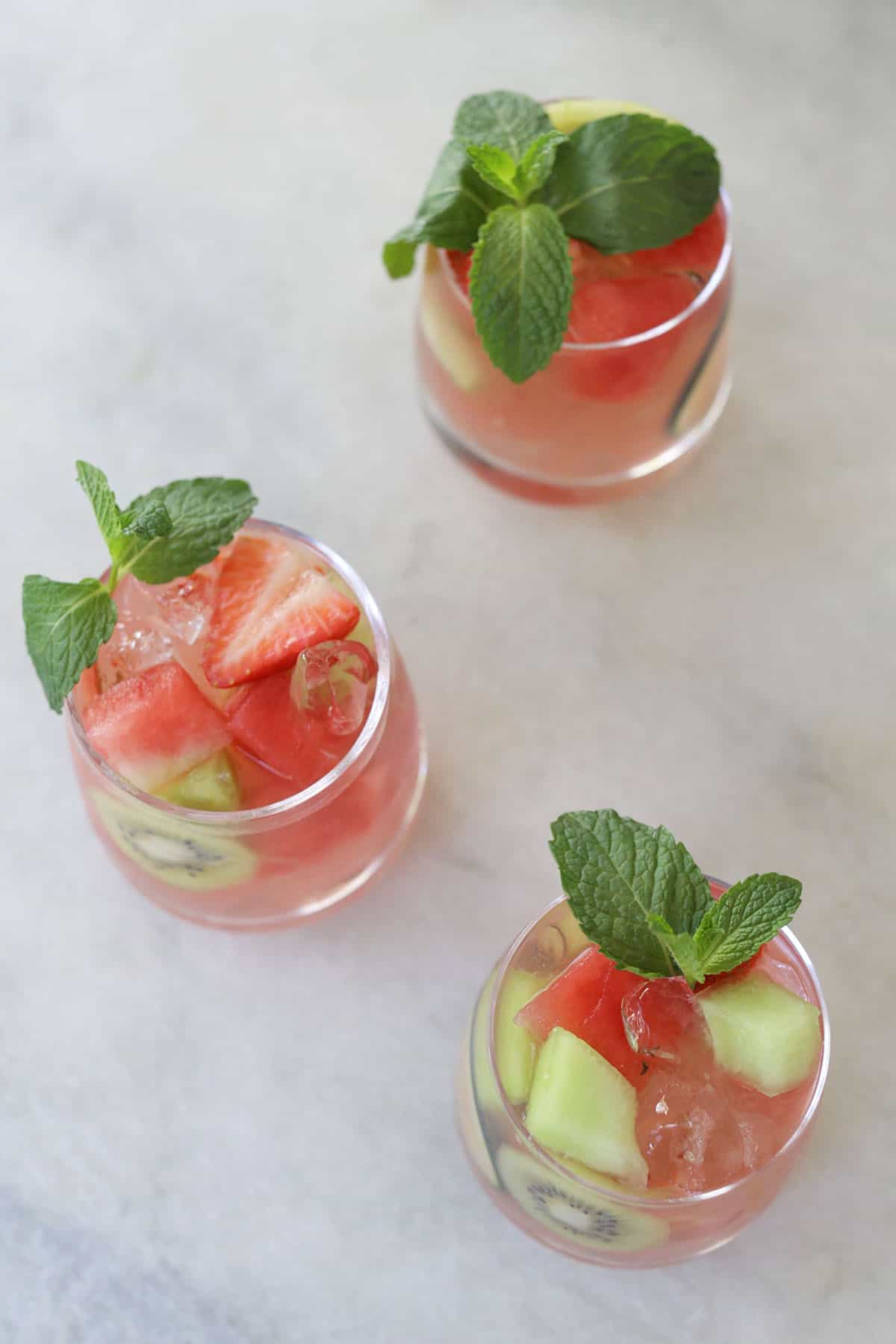 watermelon sangria with white wine