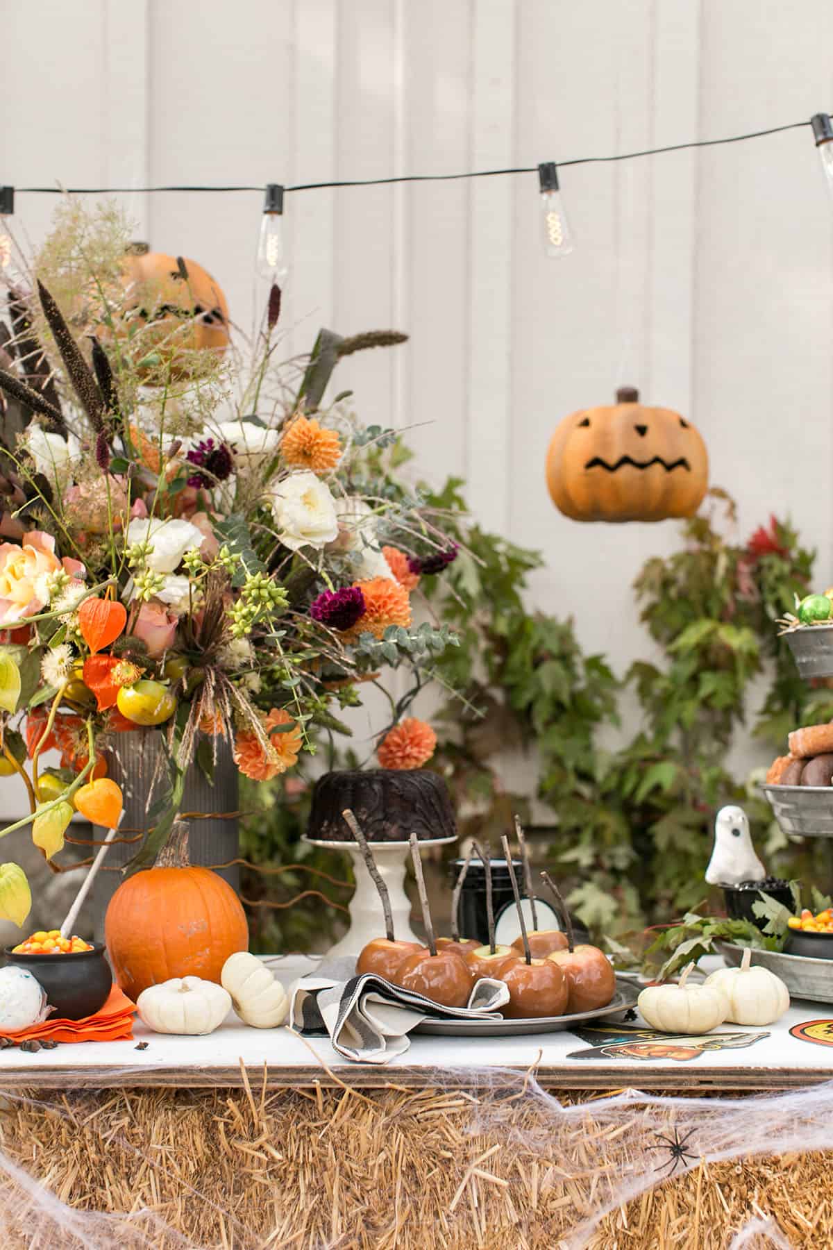 Vintage Halloween party ideas: A collection of over 100 years of