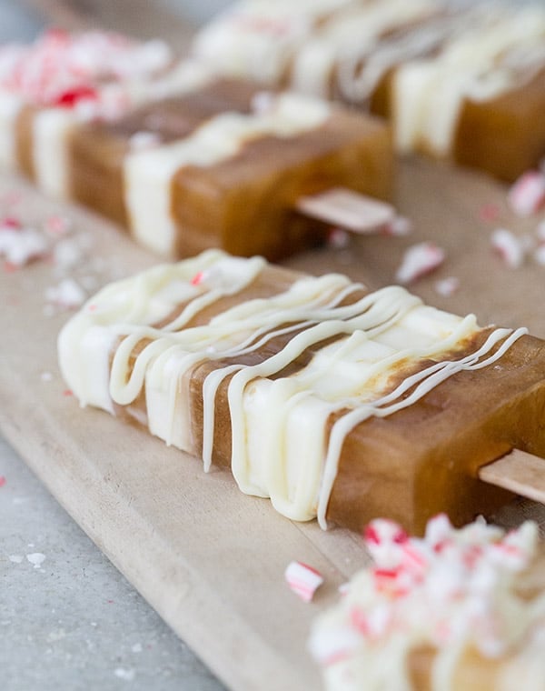 striped popsicles with white chocolate 