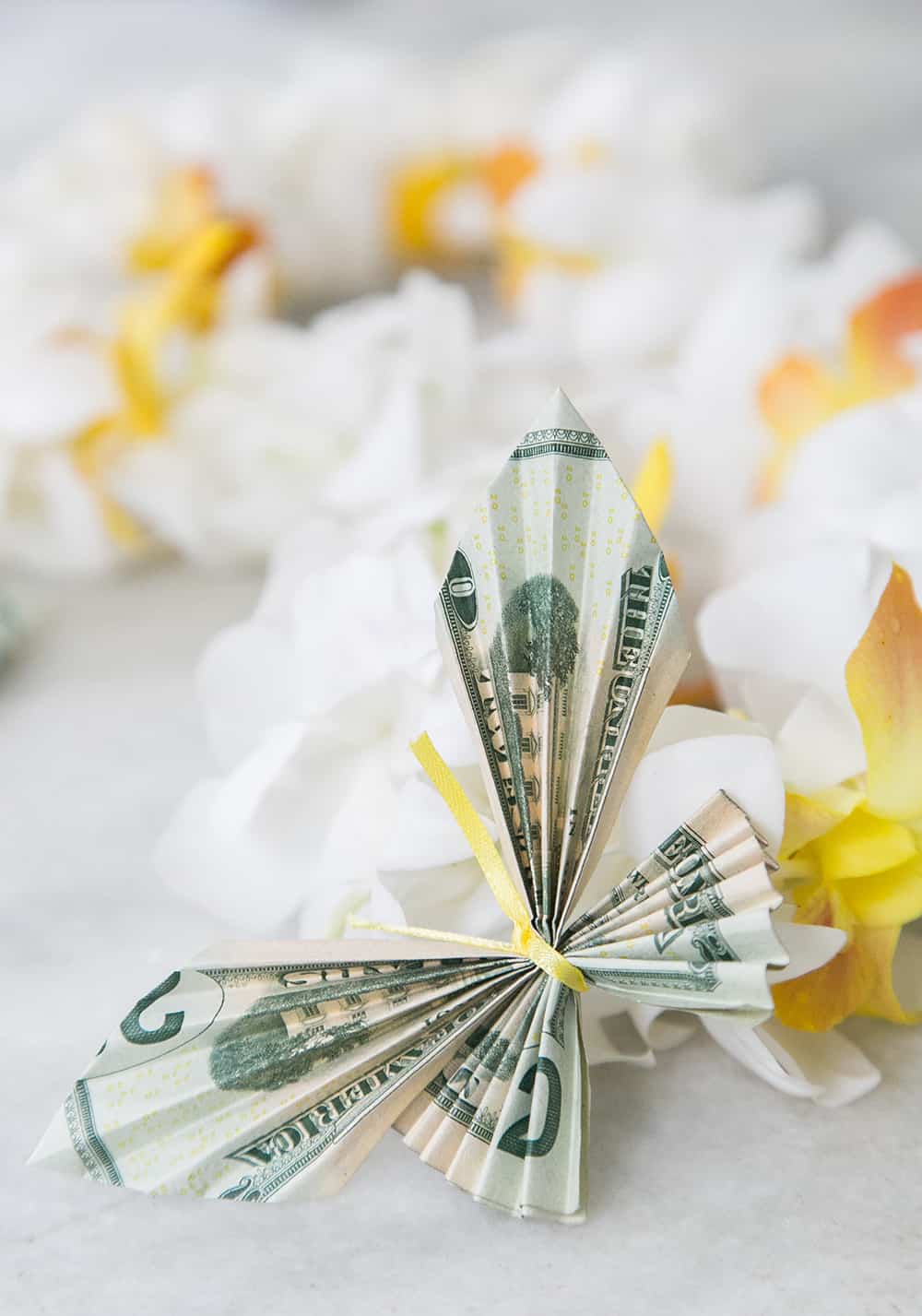 butterfly no a lei - money butterfly lei, money lei, graduation money lei, butterfly money, dollar bill