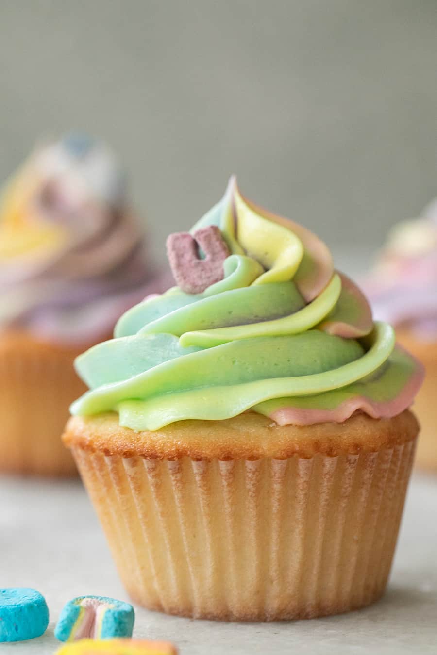 colorful lucky charms cupcakes