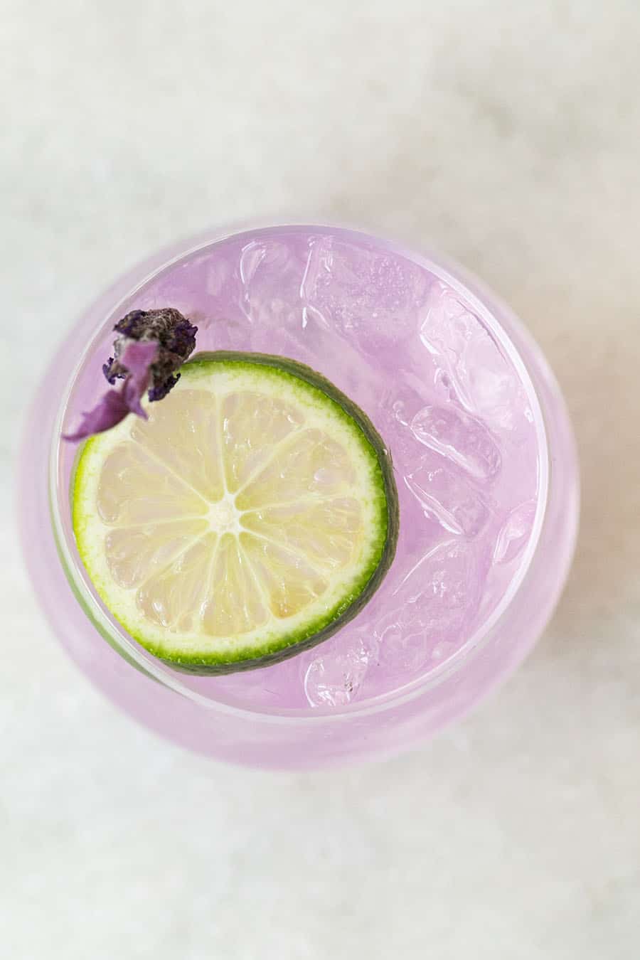 gin and tonic punch with a lime slice