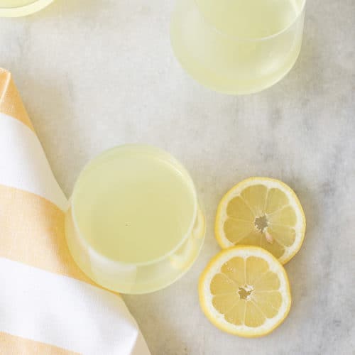 Bright yellow lemon! 🍋 That's how this beautiful color Limoncello