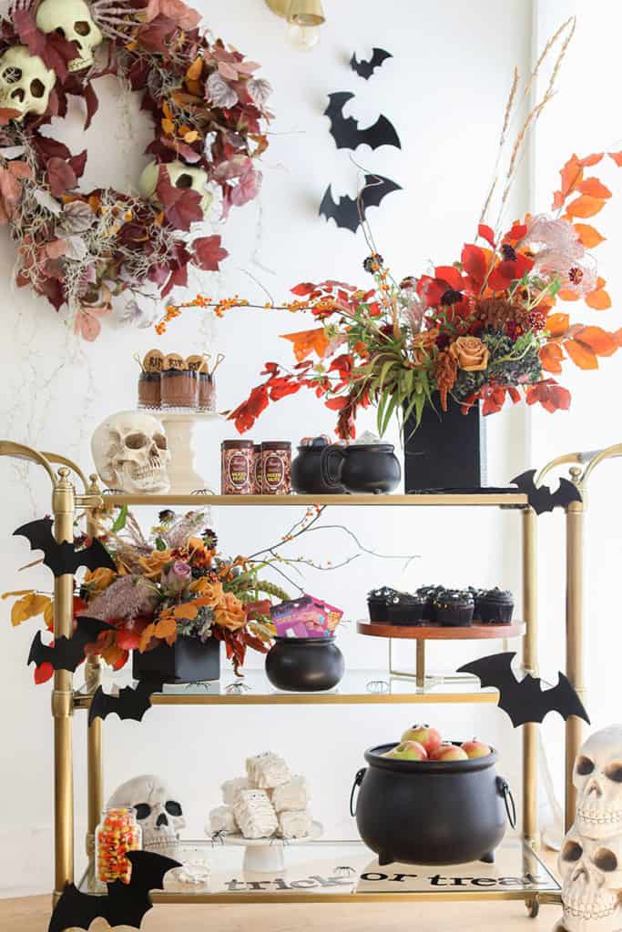 trick or treat bar Halloween party idea