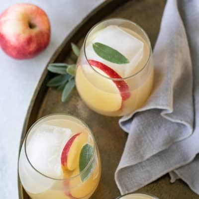 Easy Apple & Ginger Wine Spritzer for Fall!
