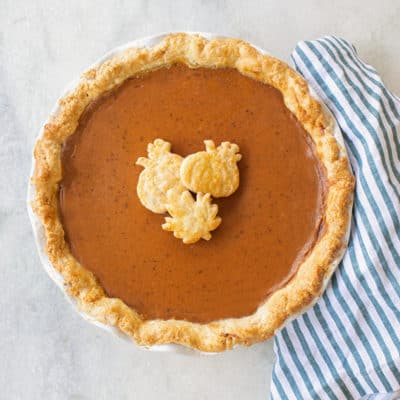 The Most Delicious Homemade Pumpkin Pie Recipe!