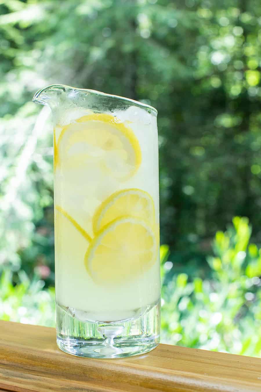 Homemade lemonade to make an Arnold Palmer