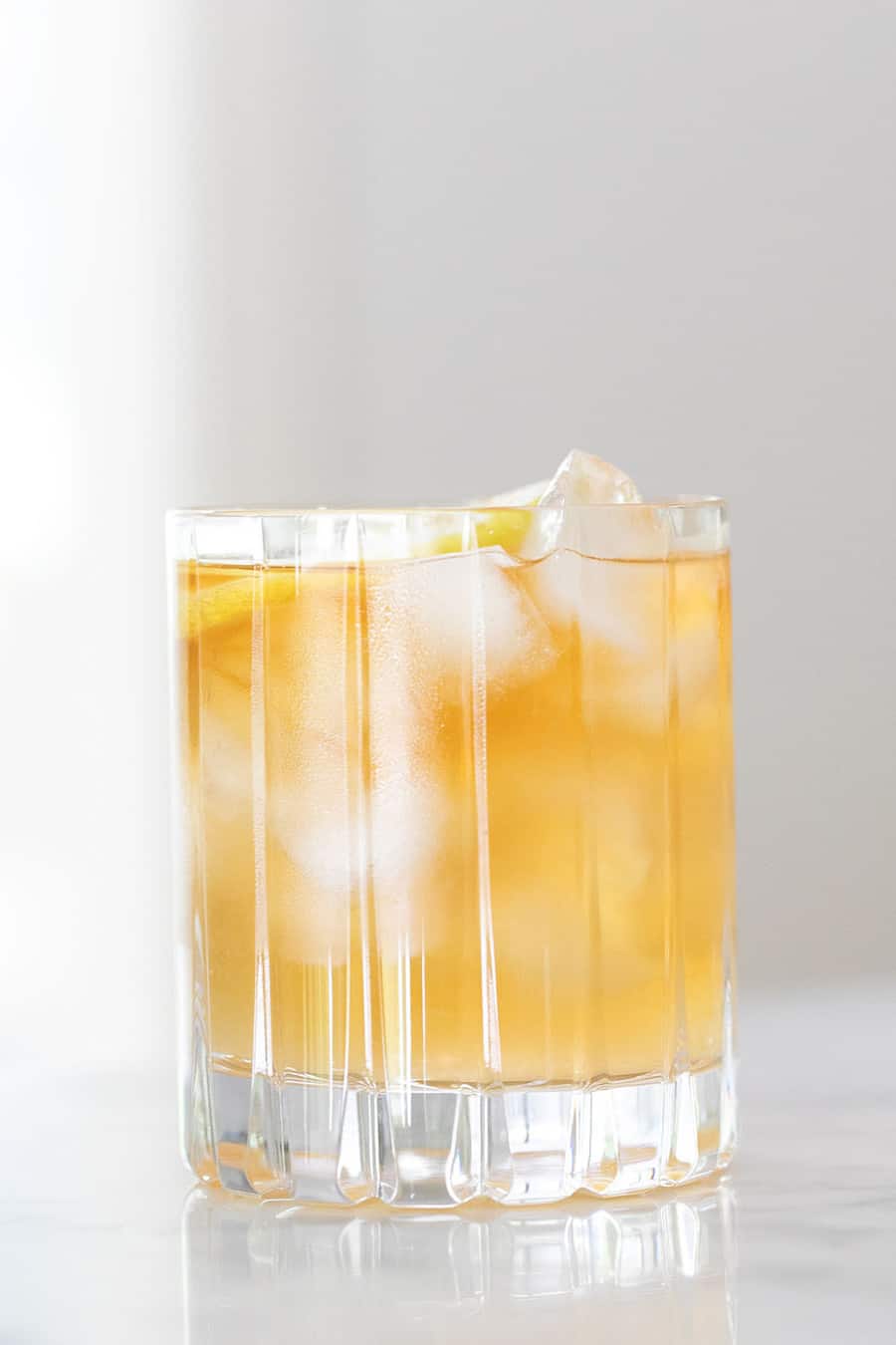 Arnold Palmer cocktail with lemonade and iced tea.