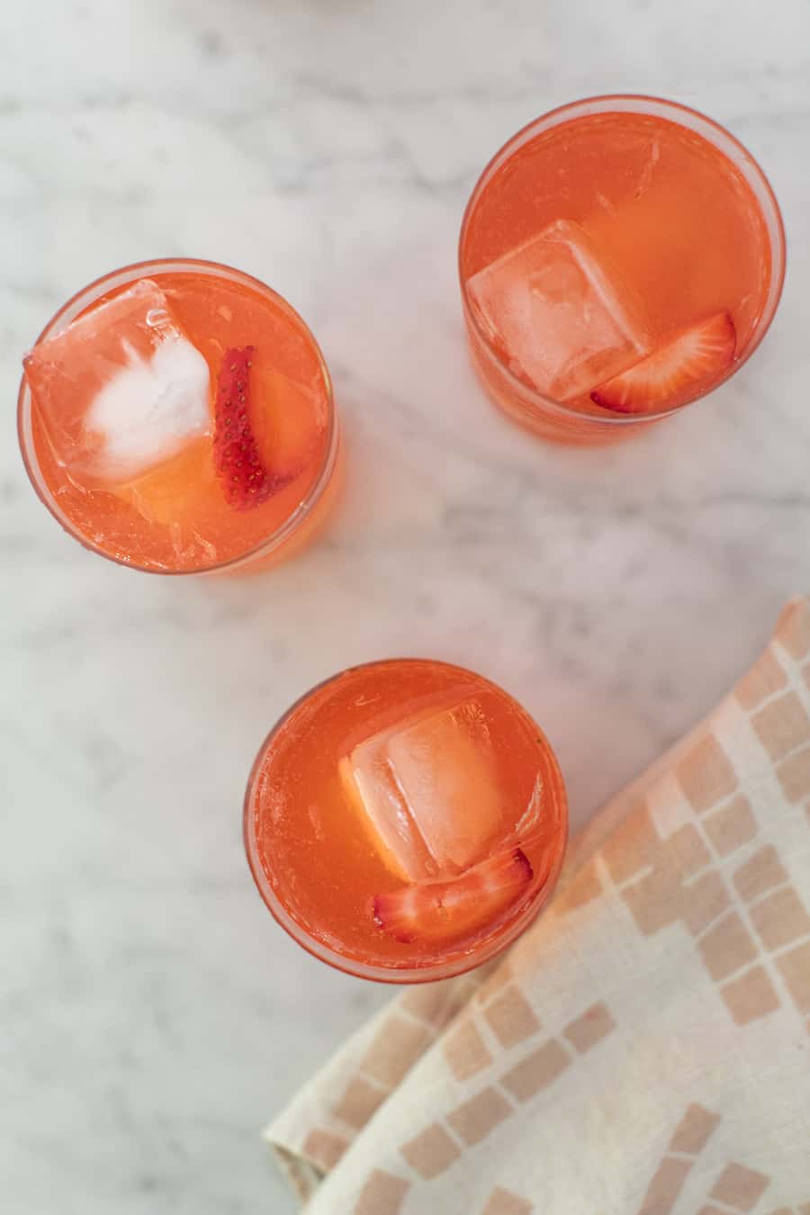 Strawberry lemonade in glasses.
