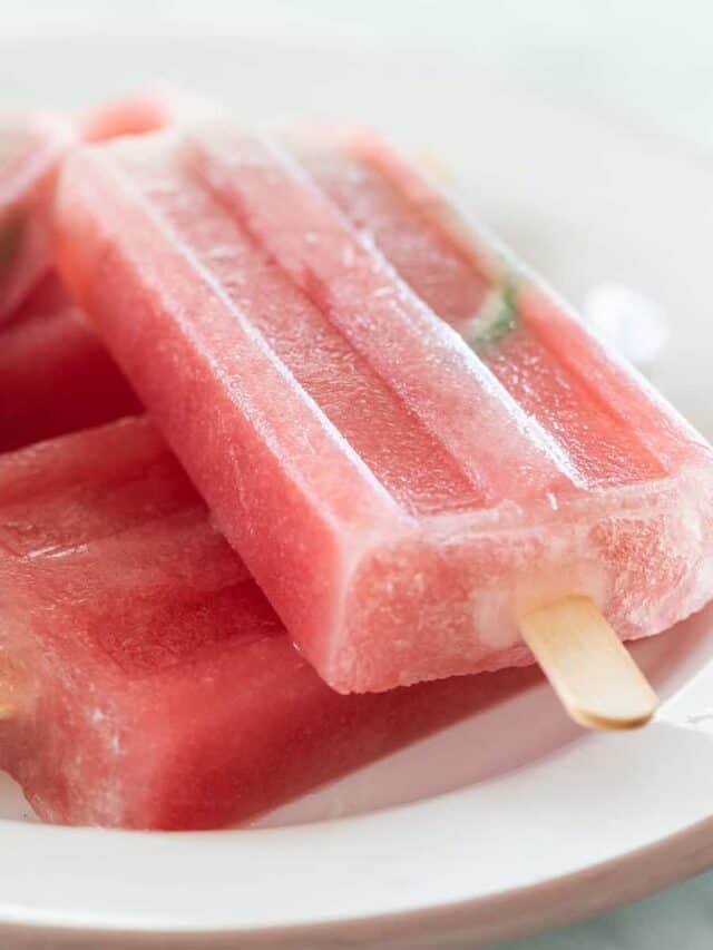 Easy Watermelon Popsicles Recipe for the Summer! Story