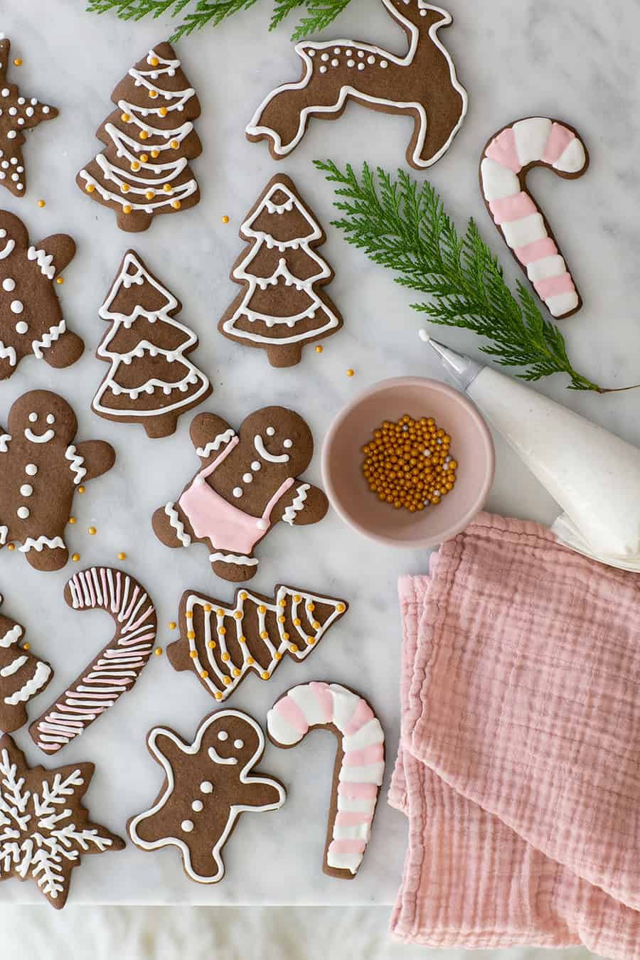 gingerbread man cookies with royal icing