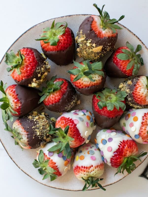 easy party desserts chocolate covered strawberries