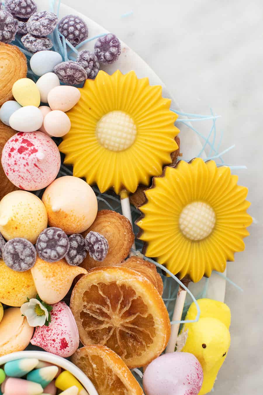 Sunflower chocolate lollipops 