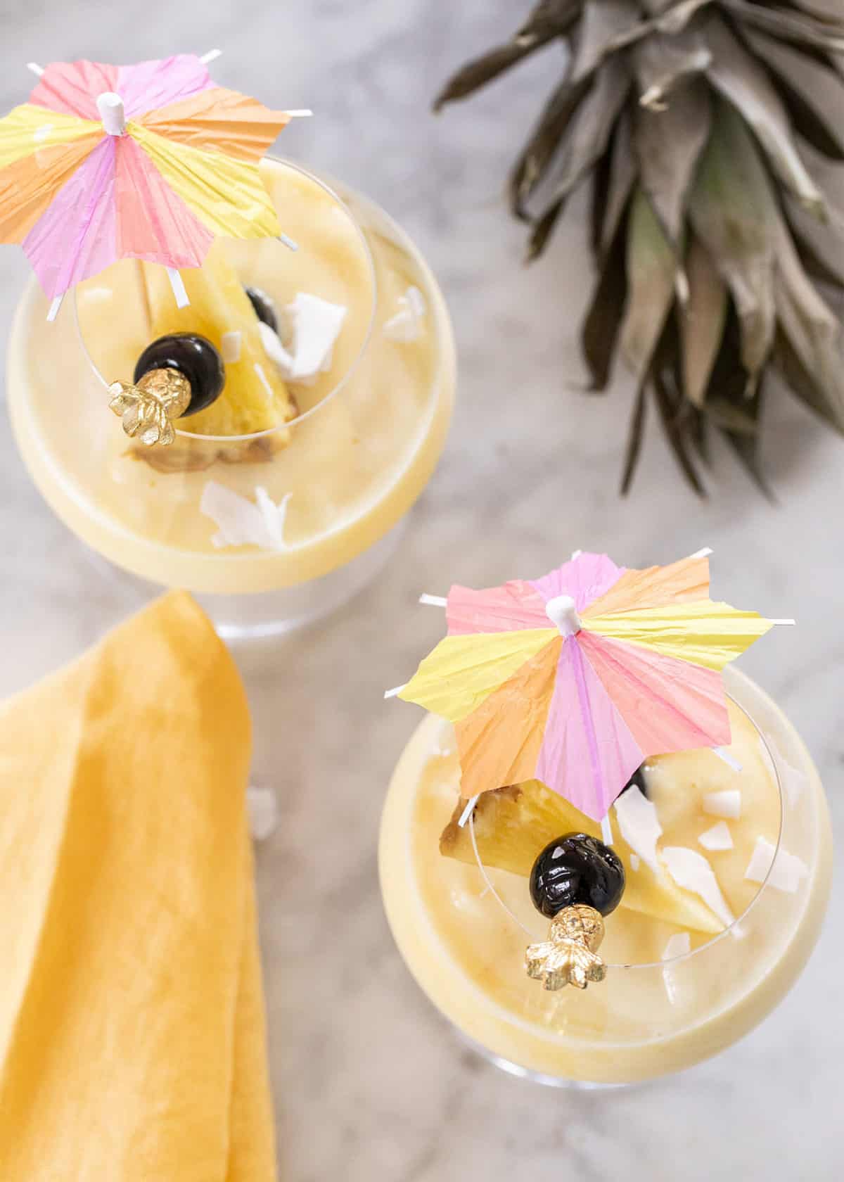 frozen pina colada cocktail 