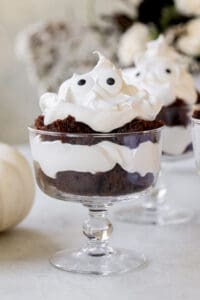 Easy Chocolate Ghost Trifles