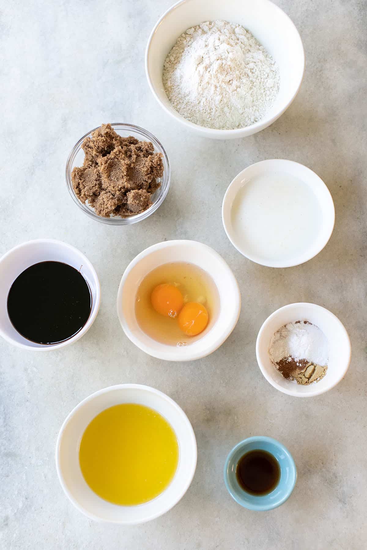 ingredients to make a gingerbread cake