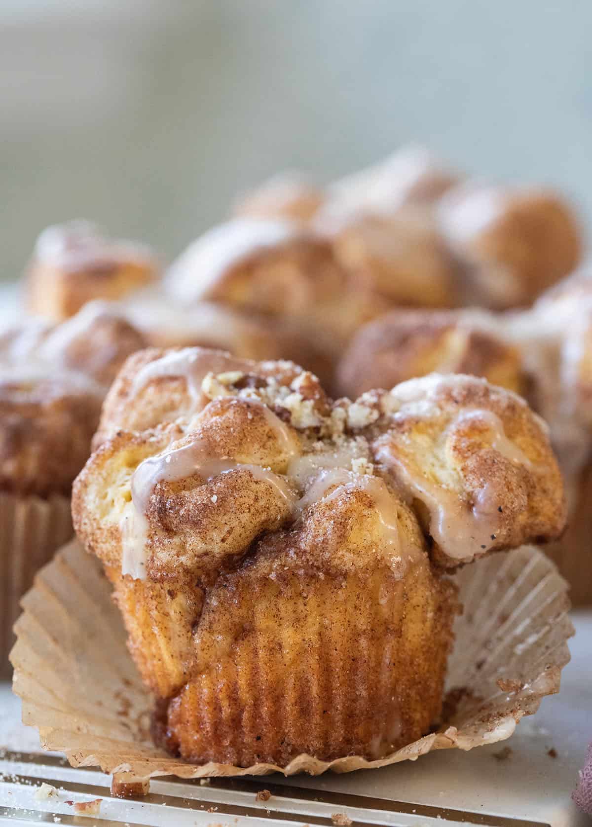 monkey bread muffins with crushed pecans