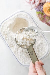 how to mneasure flour