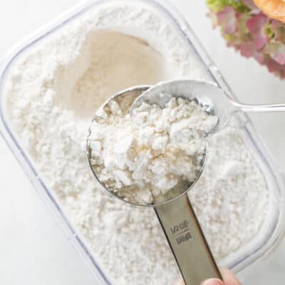 how to mneasure flour