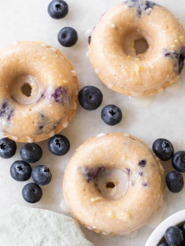 cropped-homemade_blueberry_donuts-1.jpg