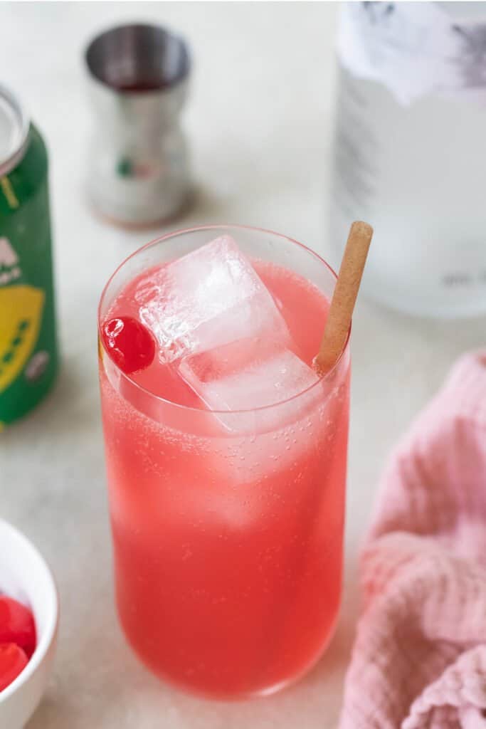 How to Make a Dirty Shirley Drink