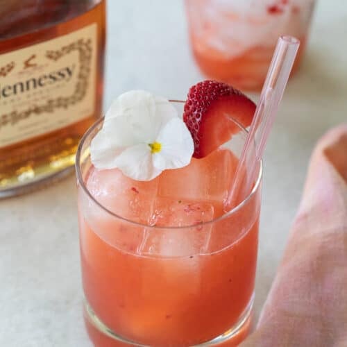 Hennessy & Champagne cocktail recipe - Hennessy