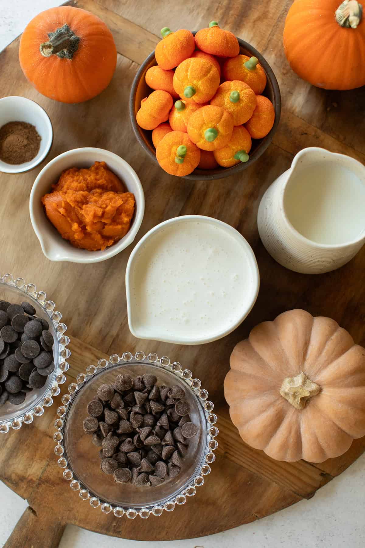 Pumpkin hot chocolate ingredients.